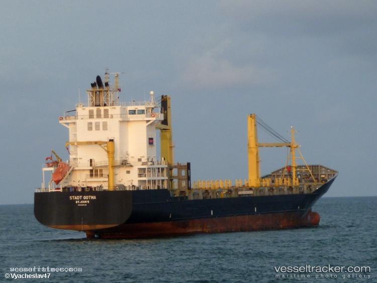 Contship-Max-Ii - Container Ship vessel registered in Cyprus