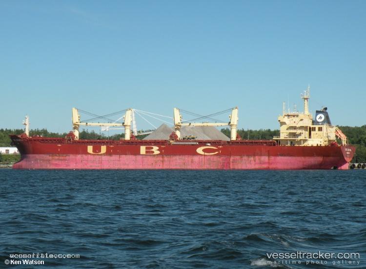 Elvita-R - Bulk Carrier vessel registered in Panama