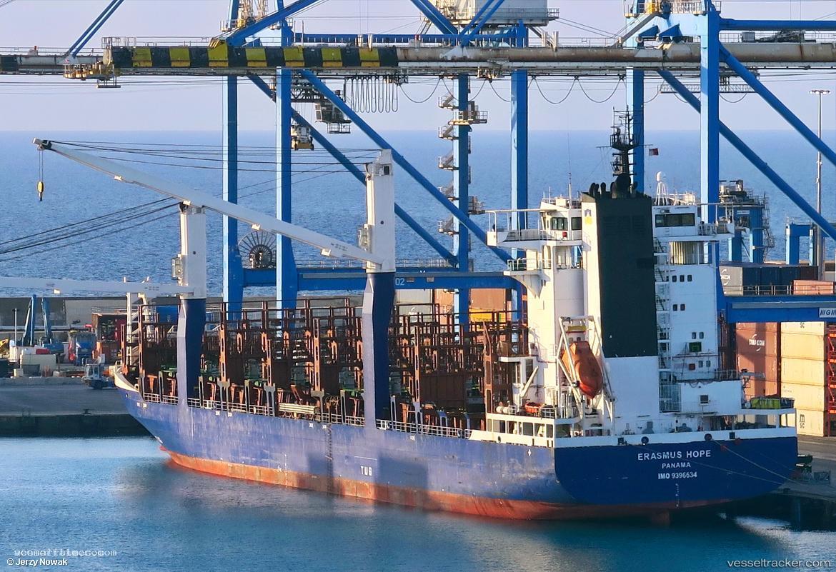 Erasmus-Hope - Container Ship vessel registered in Panama