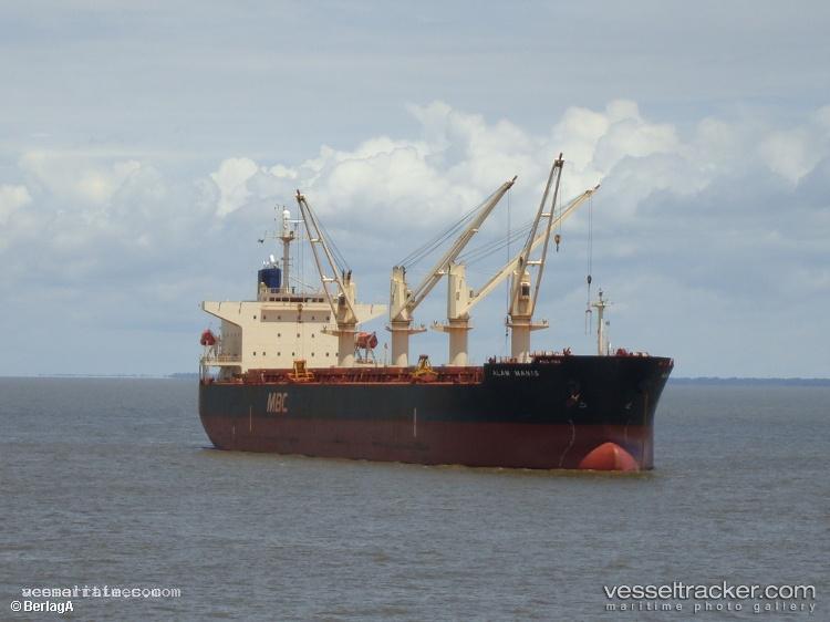 Rasuna-Baruna - Bulk Carrier vessel registered in Indonesia