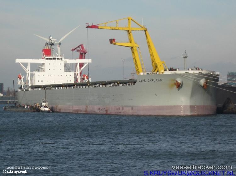 Wen-Hua-Star - Ore Carrier vessel registered in Liberia