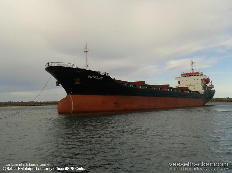 Thoe - Bulk Carrier vessel registered in Marshall Islands