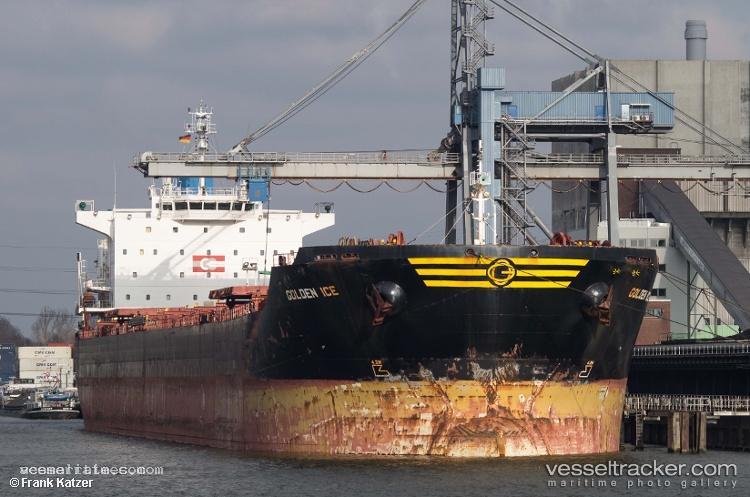 Ice-Ii - Bulk Carrier vessel registered in Panama