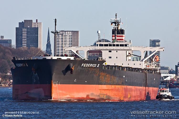 Hc-Shining - Bulk Carrier vessel registered in Hong Kong