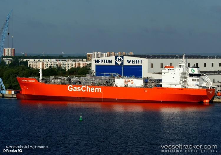 Navigator-Titan - Lpg Tanker vessel registered in Liberia