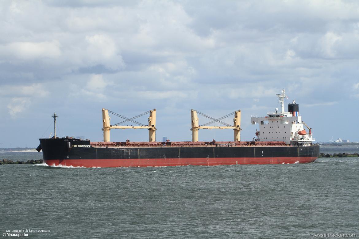 Thor-Confidence - Bulk Carrier vessel registered in Singapore