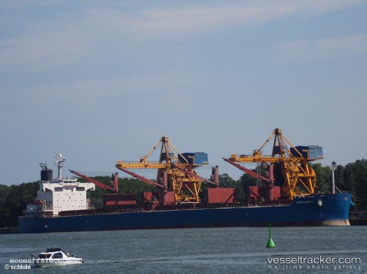 Globe-Trinco - Bulk Carrier vessel registered in Marshall Islands