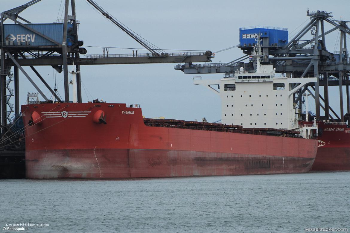 Taurus - Bulk Carrier vessel registered in United Kingdom
