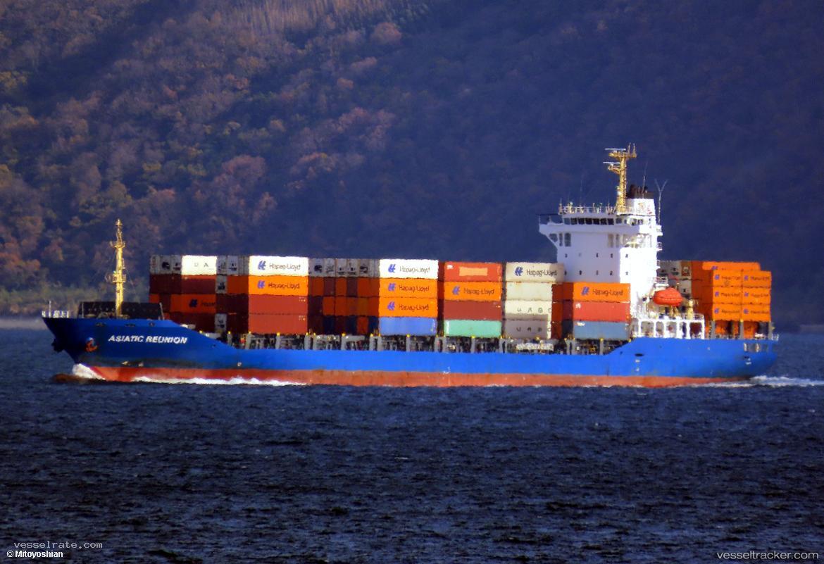 Asiatic-Reunion - Container Ship vessel registered in Singapore