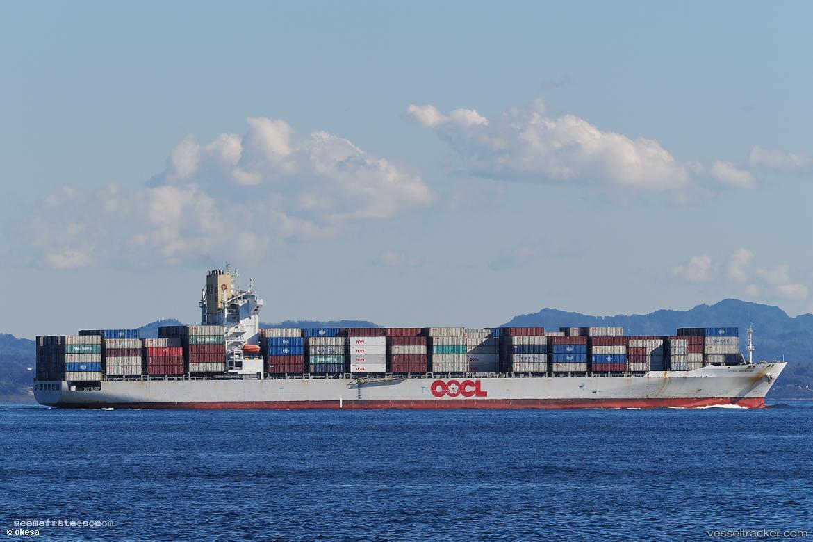 Oocl-Savannah - Container Ship vessel registered in Hong Kong