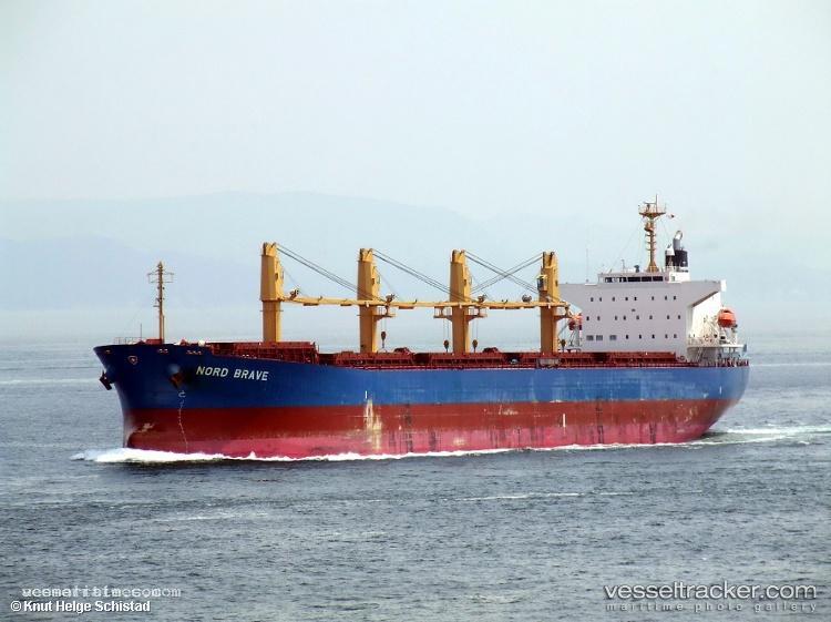 Vimc-Brave - Bulk Carrier vessel registered in Vietnam