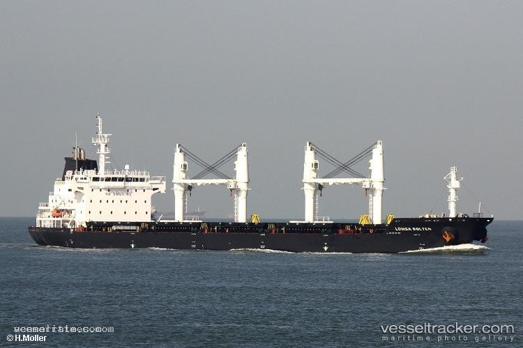 Louisa-Bolten - Bulk Carrier vessel registered in Marshall Islands