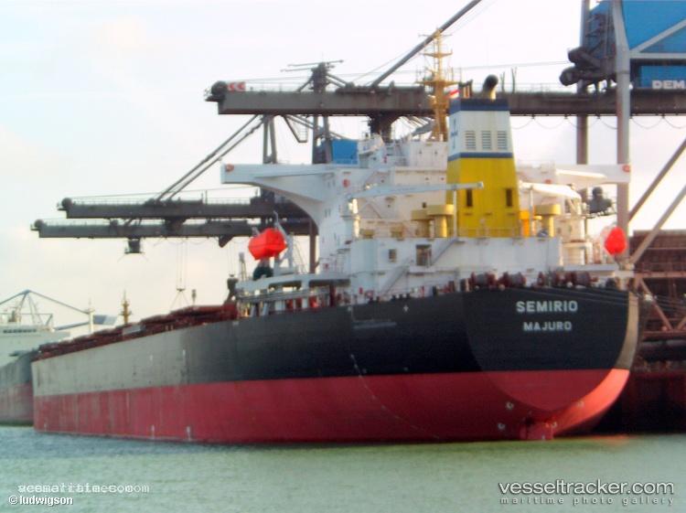 Semirio - Bulk Carrier vessel registered in Marshall Islands