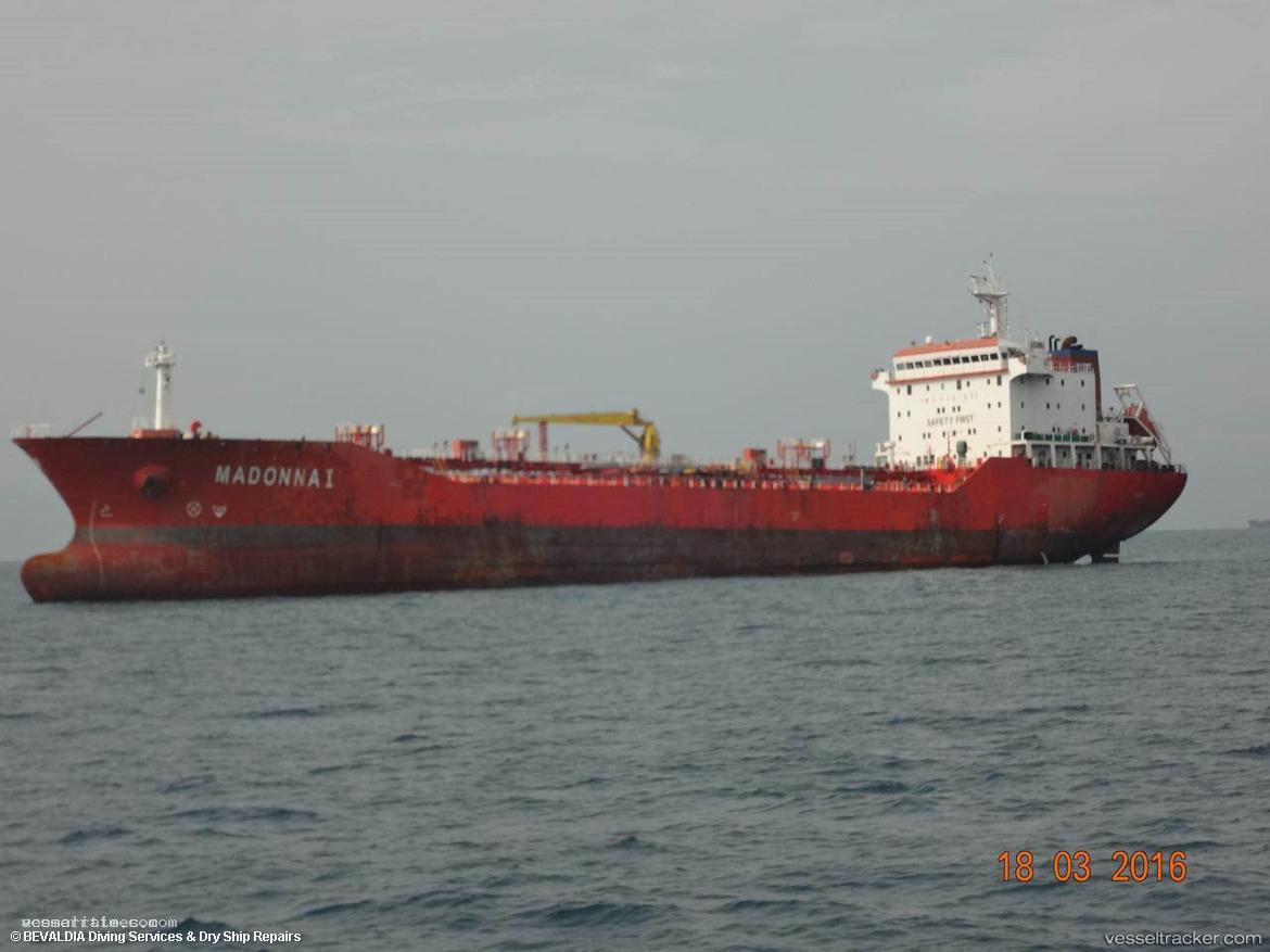 Eonia - Oil Products Tanker vessel registered in Singapore