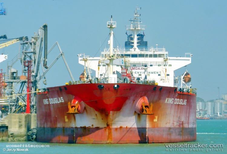 Clearocean-Fuyo - Crude Oil Tanker vessel registered in Singapore