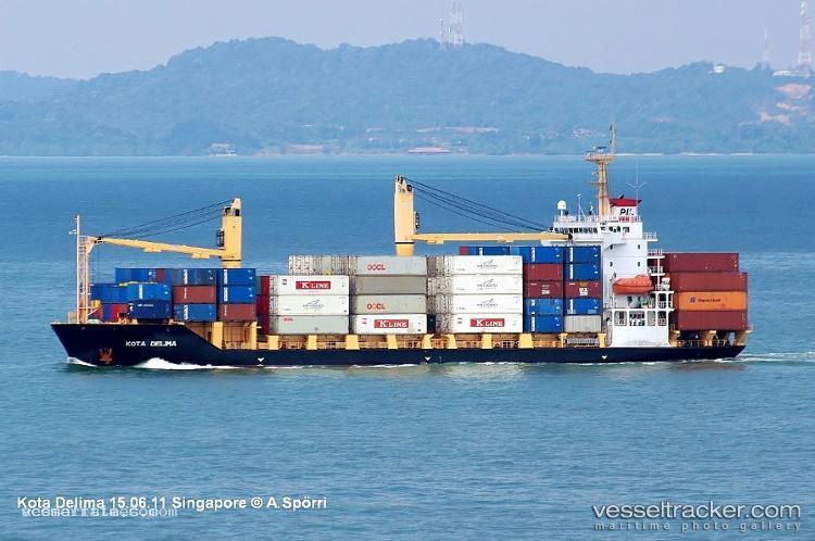Bougainville-Coast - Container Ship vessel registered in Papua New Guinea