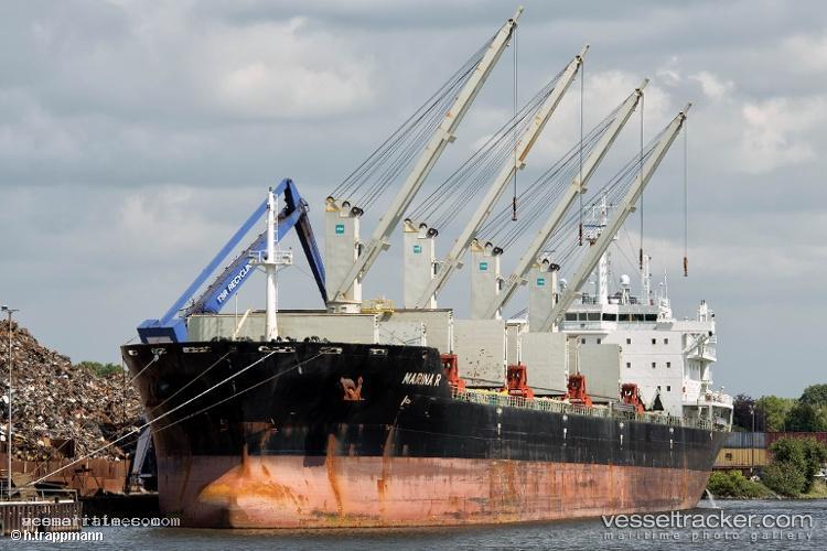 Marina-R - Bulk Carrier vessel registered in Marshall Islands