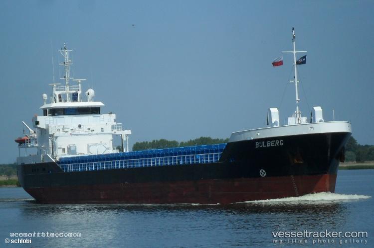 Eastern-Vanquish - Deck Cargo Ship vessel registered in United Kingdom