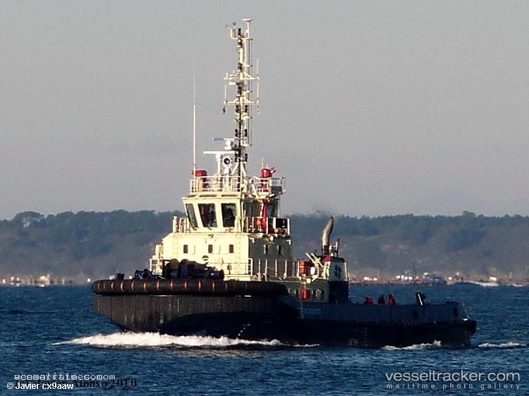 Svitzer-Musselwick - Tug vessel registered in United Kingdom