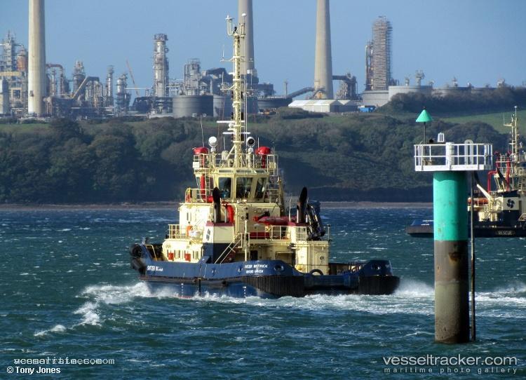 Svitzer-Watwick - Tug vessel registered in United Kingdom