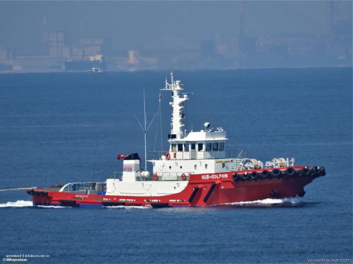 Hub-Dolphin - Tug vessel registered in Panama