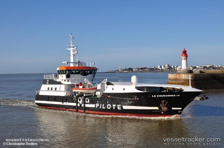Pilot-boat-Couronnee - Pilot Vessel vessel registered in France