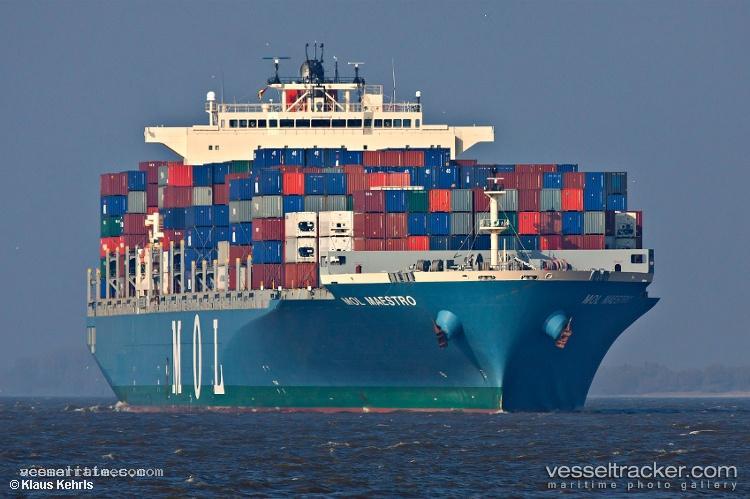 One-Maestro - Container Ship vessel registered in Singapore