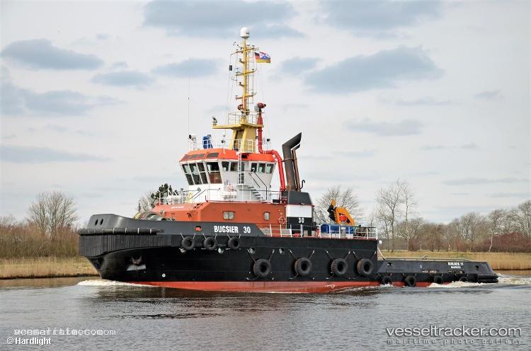 Fairplay-30 - Service Ship vessel registered in Germany