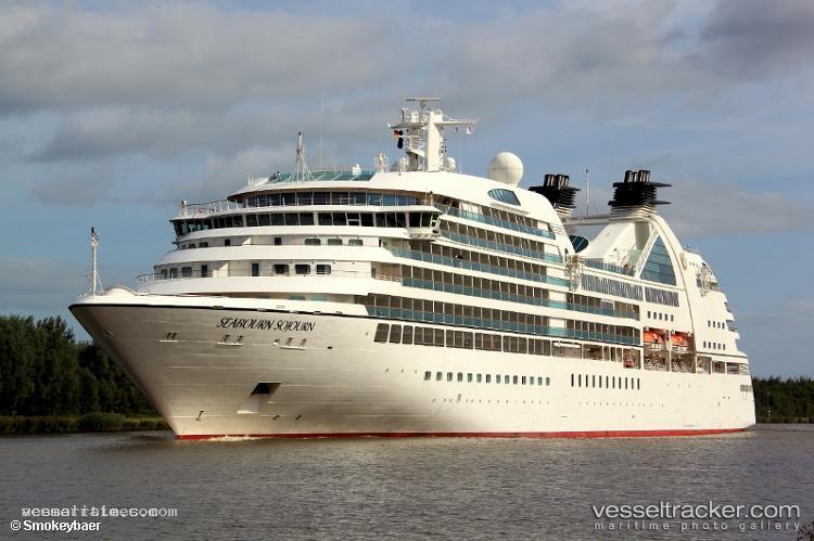 Seabourn-Ourn - Cruise Ship vessel registered in Bahamas