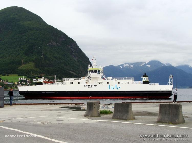 Lauvstad - Passenger Ro Ro Cargo Ship vessel registered in Norway