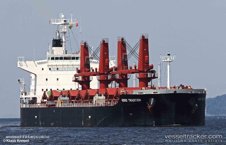 Sea-Prospect - Bulk Carrier vessel registered in Singapore