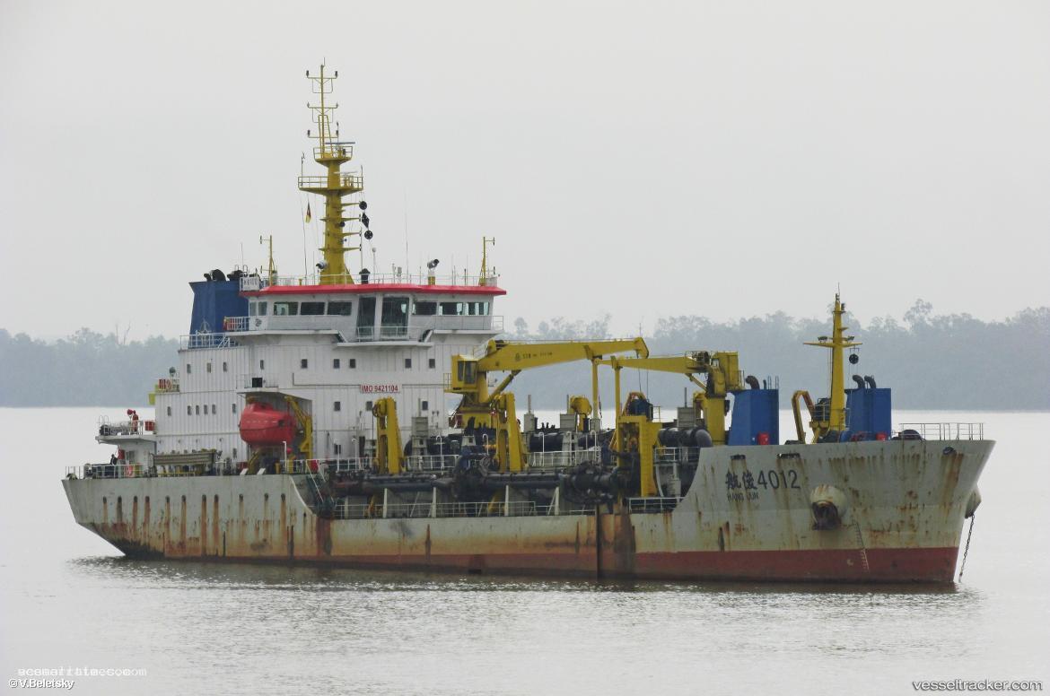 Hang-Jun-4012 - Hopper Dredger vessel registered in China
