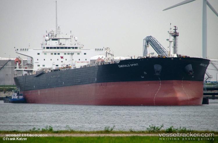Emerald-Spirit - Crude Oil Tanker vessel registered in Bahamas