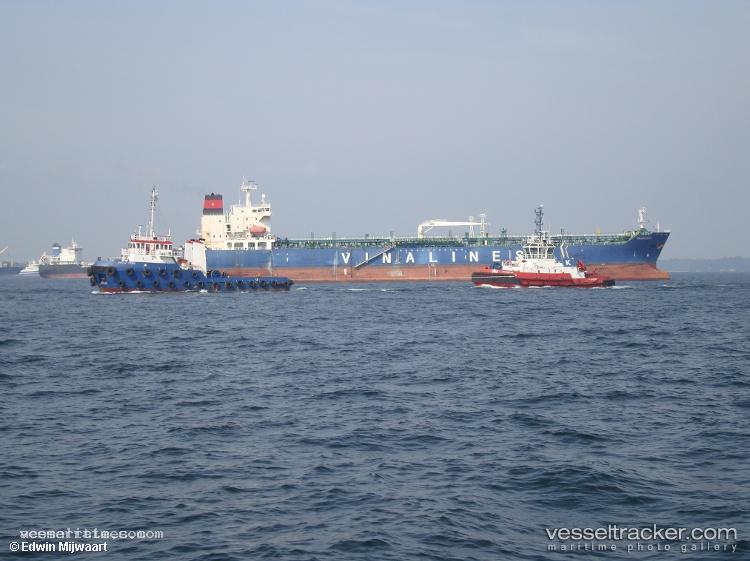 Intan-T3501 - Tug vessel registered in Singapore