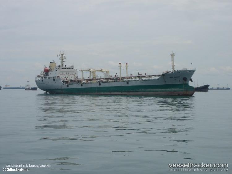 Chloe - Oil Products Tanker vessel registered in Singapore