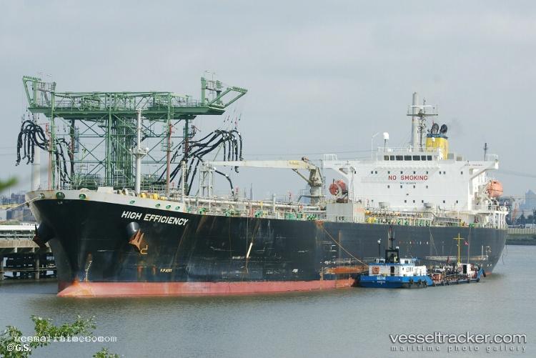 Tokyo - Oil Products Tanker vessel registered in Panama
