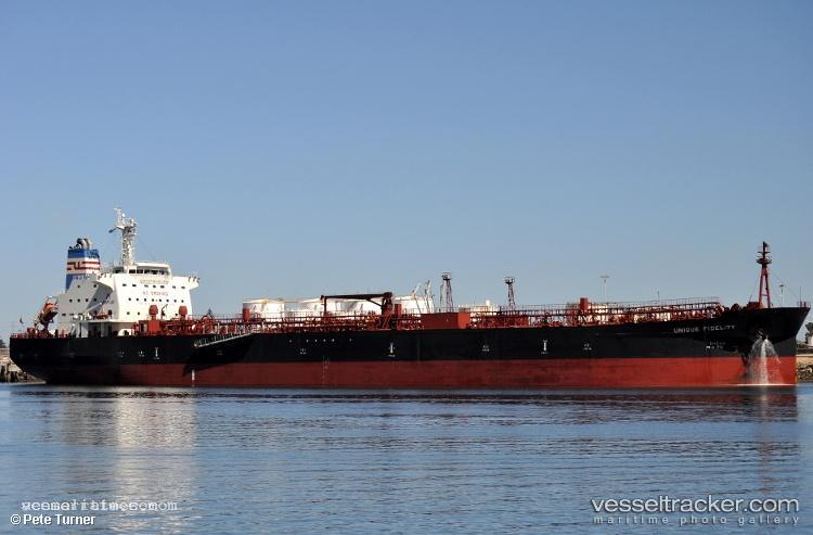 Manta-Galatasaray - Oil Products Tanker vessel registered in Marshall Islands