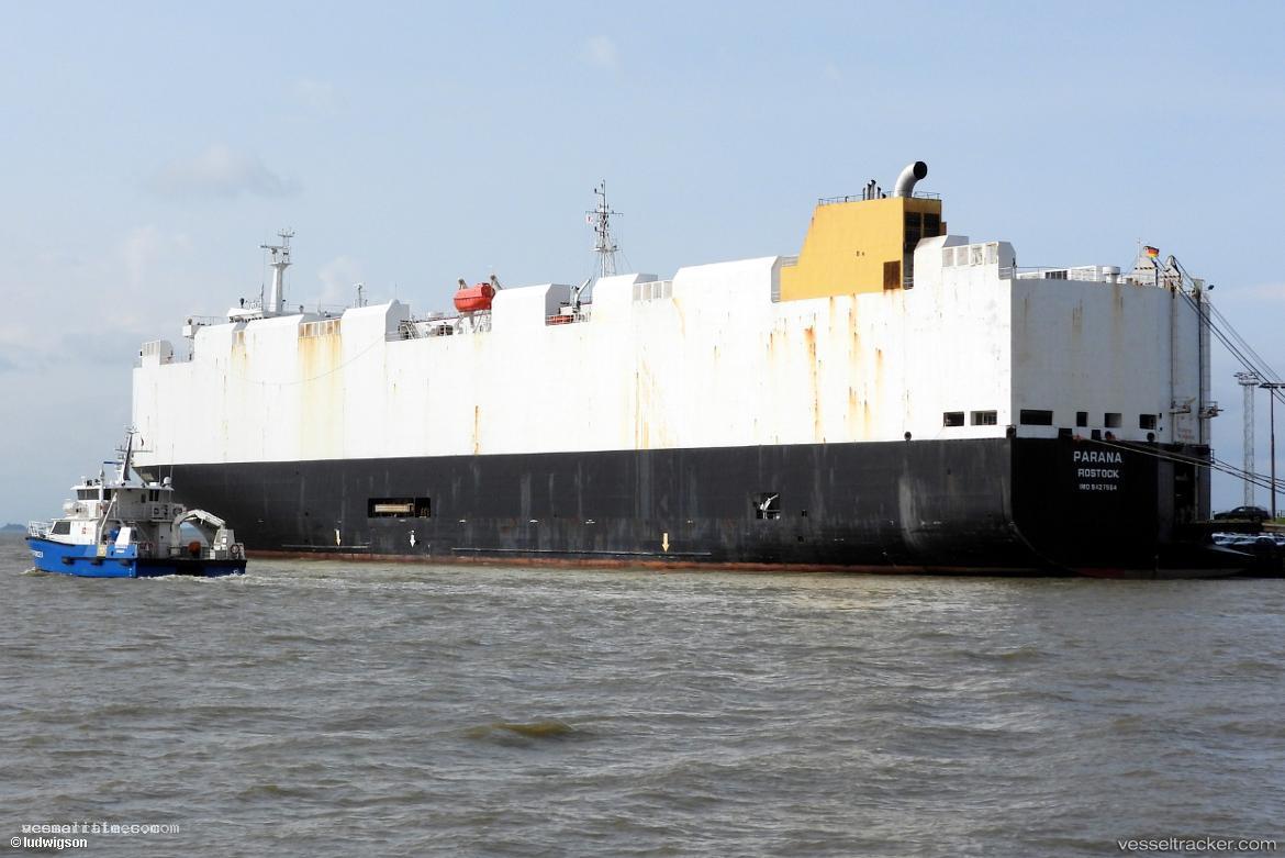 Parana - Vehicles Carrier vessel registered in Germany