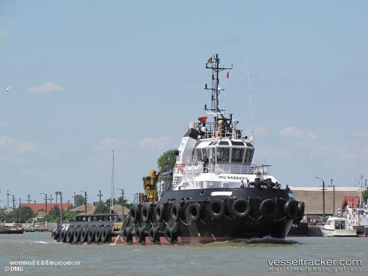 Ghaznavi - Offshore Tug Supply Ship vessel registered in Panama