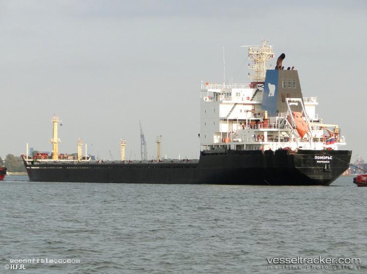 Tg-Arktika - Bulk Carrier vessel registered in Russia