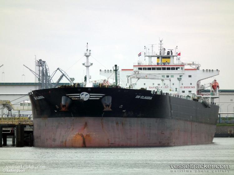 Blue-Prince - Crude Oil Tanker vessel registered in Marshall Islands