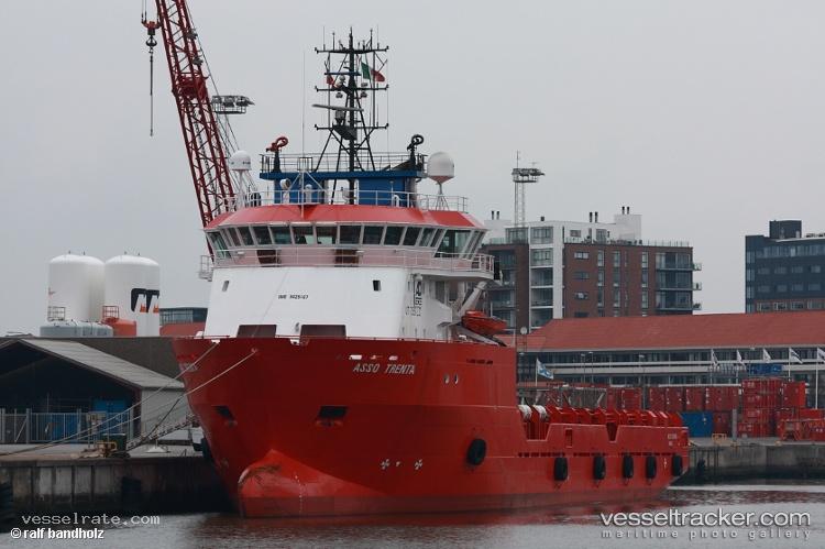 Asso-Trenta - Offshore Tug Supply Ship vessel registered in Italy