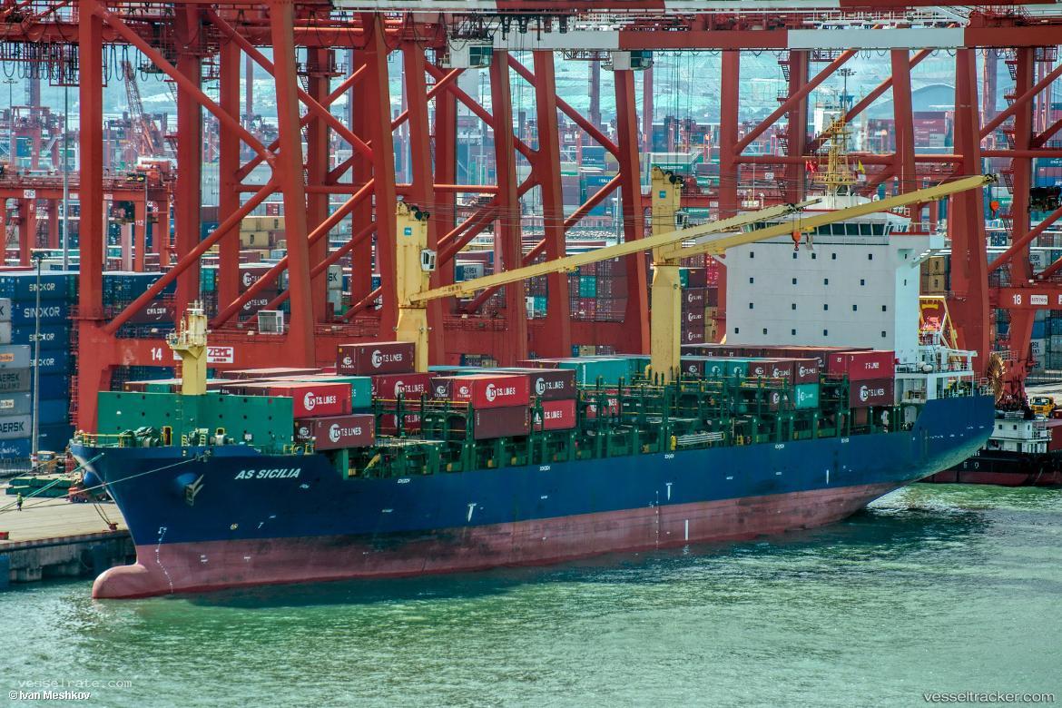 As-Sicilia - Container Ship vessel registered in Portugal