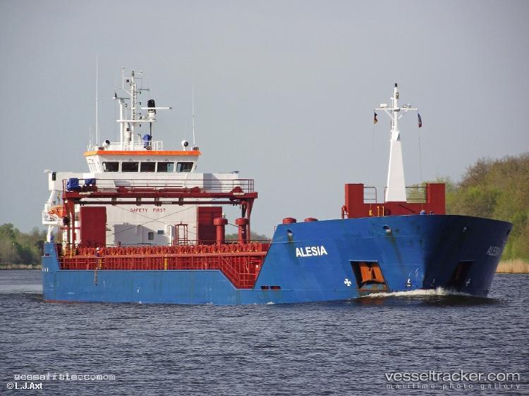 Ute - Multi Purpose Carrier vessel registered in Antigua and Barbuda
