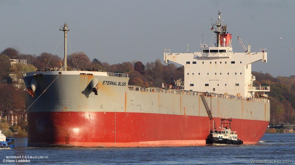 Eternal-Bliss - Bulk Carrier vessel registered in Singapore