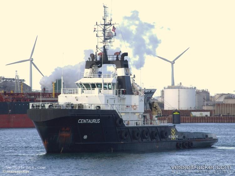 Centaurus - Service Ship vessel registered in Antigua and Barbuda