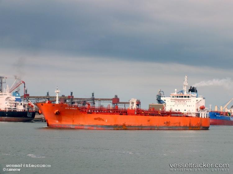 Kizomba - Chemical Oil Products Tanker vessel registered in Liberia