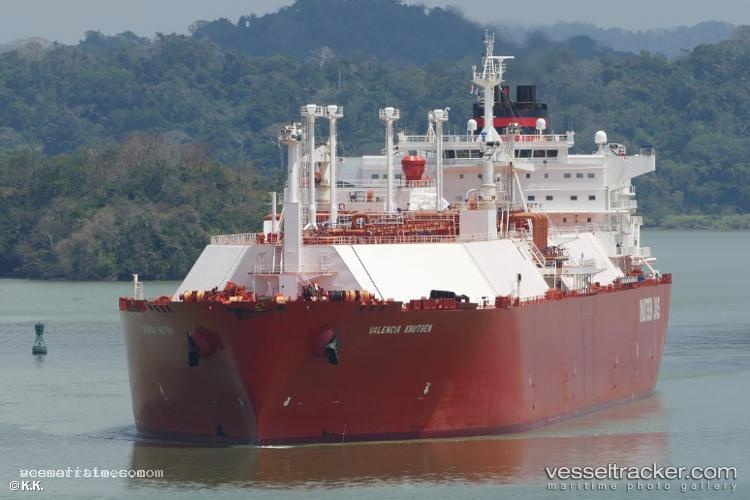 Valencia-Knutsen - Lng Tanker vessel registered in Spain