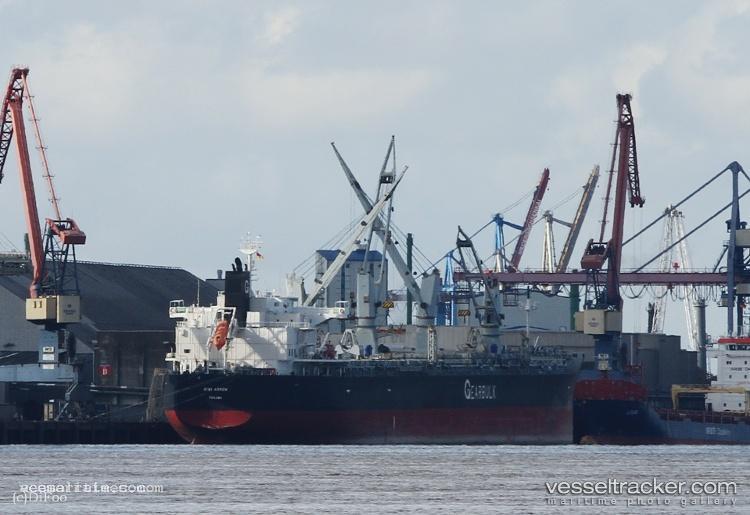 Kiwi-Arrow - General Cargo Ship vessel registered in Panama