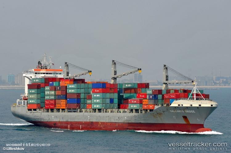 Seaspan-Calicanto - Container Ship vessel registered in Hong Kong